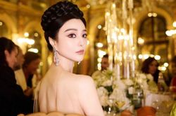 Phạm Băng Băng dự tiệc kín ở Paris, vị thế hiện tại ra sao?