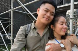 Lê Phương và chồng đến Côn Đảo