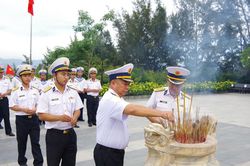Trường Sa: Nhiều hoạt động nghĩa tình trong tháng Bảy tri ân