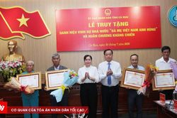 Cà Mau tri ân các Mẹ Việt Nam Anh hùng và liệt sĩ
