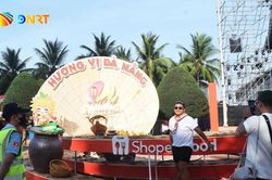 Kiến tạo bản sắc đô thị từ nghệ thuật dân gian