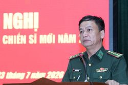 Bộ đội biên phòng thành phố Đà Nẵng tổ chức bế giảng huấn luyện chiến sĩ mới năm 2026.
