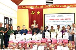 Sôi nổi các hoạt động thiện nguyện 'Ấm tình La Lay-Biên cương ngời sáng'