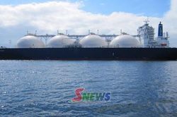 EU miễn trừ LNG của Nga xuất sang H&agrave;n Quốc