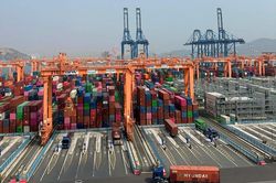 Những chuyến thực tế 'khai nhãn' tầm nhìn phát triển logistics