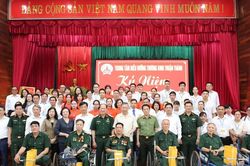Tháng tri ân và mệnh lệnh từ trái tim