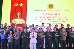 Giao lưu nhân chứng kỷ niệm 70 năm Ngày thành lập Phòng Cảnh vệ miền Nam