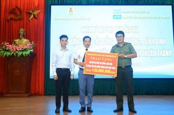 C&ocirc;ng đo&agrave;n C&ocirc;ng an th&agrave;nh phố H&agrave; Nội tri &acirc;n người c&oacute; c&ocirc;ng