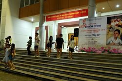 Chiếu phim cách mạng phục vụ nhân dân nhân kỷ niệm 79 năm Ngày Thương binh - Liệt sĩ