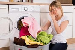Máy giặt có mùi hôi dù giặt quần áo mỗi ngày? Thủ phạm có thể nằm ở 4 vị trí ít ai để ý