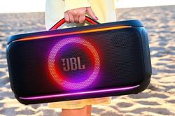 Đi tìm lời giải cho sự thành công của JBL trên sàn TMĐT