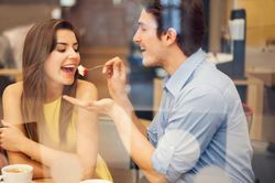 Không giỏi nói lời ngọt ngào nhưng 5 cung hoàng đạo này lại yêu bằng cả cuộc đời