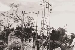 Những câu chuyện không thể quên về 'chiếc cột điện thang tre 35kV'