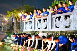 Lãnh đạo Mặt trận tỉnh Tuyên Quang dự Lễ thắp nến tri ân các Anh hùng liệt sĩ