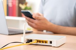 FBI cảnh báo về bộ phát Wi-Fi