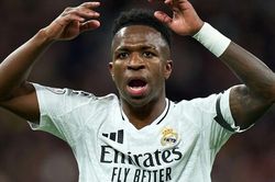 Vinicius có câu trả lời cho Arsenal
