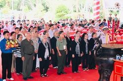 Tri ân các Anh hùng liệt sĩ và đồng bào yêu nước tại Côn Đảo