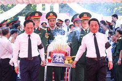 Lễ truy điệu và an táng 34 hài cốt liệt sĩ tại Nghĩa trang liệt sĩ Quốc gia Vị Xuyên