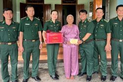 Hội Phụ nữ Bộ đội Biên phòng tỉnh Đắk Lắk tham gia các hoạt động kỷ niệm 79 năm Ngày Thương binh-Liệt sĩ