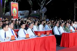 [Ảnh] Tổng Bí thư, Chủ tịch nước Tô Lâm và Thủ tướng Lê Minh Hưng dự Chương trình cầu truyền hình 'Sao sáng dẫn đường' tại điểm cầu Hà Nội