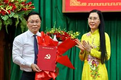 Điều động ông Lê Trí Thanh giữ chức Phó Bí thư Thành ủy Huế, giới thiệu bầu Chủ tịch UBND thành phố