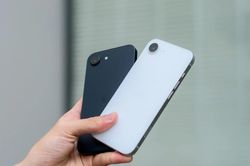 iPhone 16e giảm giá mạnh, có phải thời điểm vàng để mua?