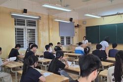 99% đỗ tốt nghiệp THPT không phải lý do để bỏ kỳ thi