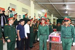 Tiễn đưa 34 hài cốt liệt sĩ về an nghỉ tại Nghĩa trang Liệt sĩ quốc gia Vị Xuyên