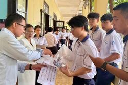 Cần trả lại đúng mục tiêu cho từng kỳ thi