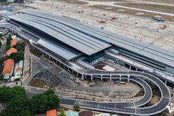 TPHCM tham vấn phương án xây 2 ga ngầm metro kết nối sân bay Tân Sơn Nhất