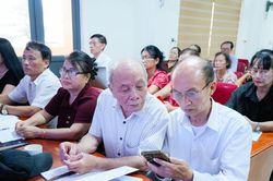 Bồi dưỡng 'Bình dân học vụ số' cho cán bộ Hội Cựu giáo chức Nghệ An