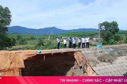Nhanh chóng khắc phục sạt lở, vỡ cục bộ mái kênh chính Sông Rác