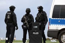 Đức: Xe tải lao vào đám đông ở Berlin, 1 người thiệt mạng