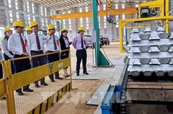 Công bố sản phẩm nhôm thỏi đầu tiên của Việt Nam