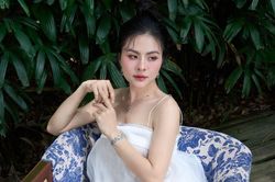 Vân Trang hội ngộ 2 người đặc biệt lúc 5 giờ sáng, khoảnh khắc thân thiết gây chú ý
