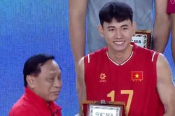 Ngọc Thuân quá xuất sắc khi giúp Việt Nam hạ Thái Lan để vô địch