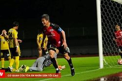 Huyền thoại bóng đá Nhật Bản Kazuyoshi Miura ghi bàn thắng ở tuổi 59