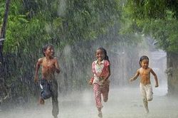 Nhớ những mùa mưa quê nhà