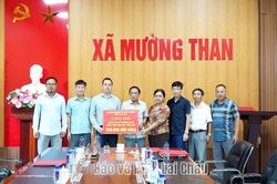 Hỗ trợ 250 triệu đồng cho xã Mường Than khắc phục hậu quả thiên tai