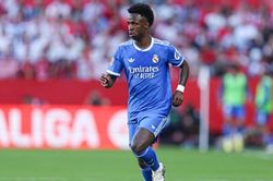 Chuyển nhượng 26/7: Arsenal nhắm Vinicius Jr, Real Madrid vỡ mộng vụ Yan Diomande