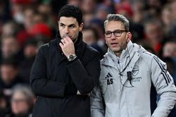 Arsenal bế tắc trên thị trường chuyển nhượng: Sự chậm chạp khiến nhà vô địch trả giá đắt