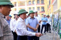 Phó Thủ tướng Lê Tiến Châu kiểm tra tiến độ xây dựng Trường phổ thông nội trú liên cấp Minh Tân