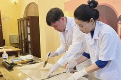 Hồi sinh tư liệu cổ