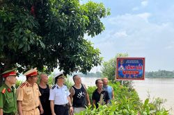 Hà Nội: Mở rộng cảnh báo đuối nước tại các bãi tắm tự phát ven sông Hồng
