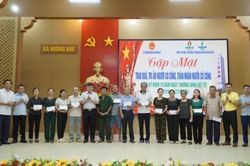 Phân bón Cà Mau trao tặng 600 triệu đồng tri ân gia đình chính sách nhân kỷ niệm 79 năm Ngày Thương binh - Liệt sĩ