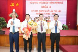 Ông Lê Trí Thanh được bầu làm Chủ tịch UBND TP Huế
