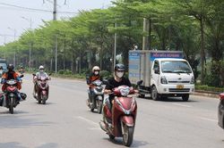 Hà Nội mưa dông về chiều tối và đêm