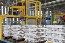 Lễ ra mắt sản phẩm nh&ocirc;m thỏi đầu ti&ecirc;n của Việt Nam tại L&acirc;m Đồng