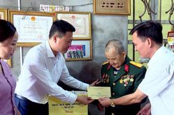 Ủy ban MTTQ Việt Nam tỉnh Lào Cai tri ân người có công: Mệnh lệnh từ trái tim, vun đắp khối đại đoàn kết toàn dân
