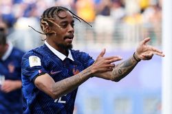 PSG hét giá 145 triệu bảng cho ngôi sao World Cup